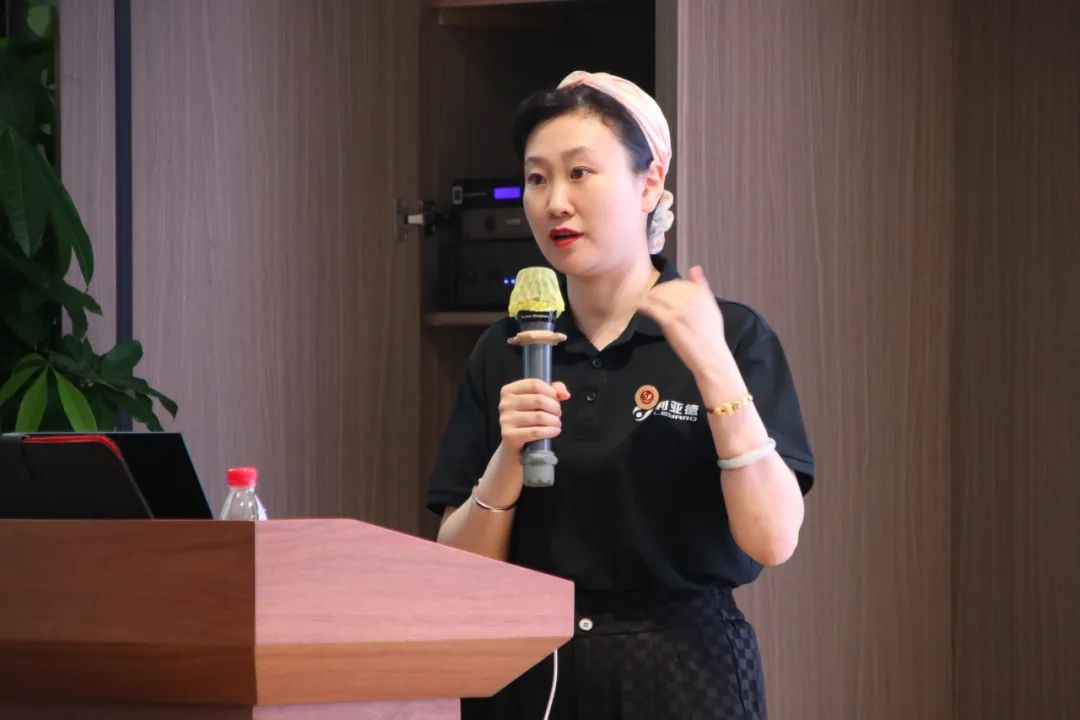 赋强人才生长 | “复盘中国行?走进尊龙凯时”学习活动乐成举行